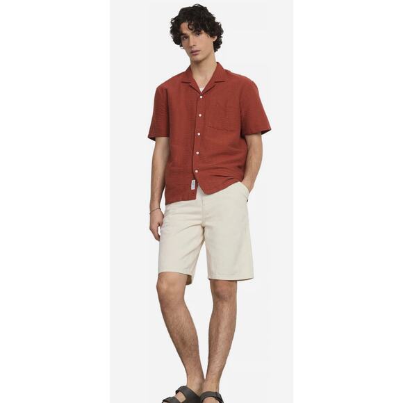 Frank and Oak men’s NWT’s textured Camp collared shirt. Size large - Picture 3 of 7